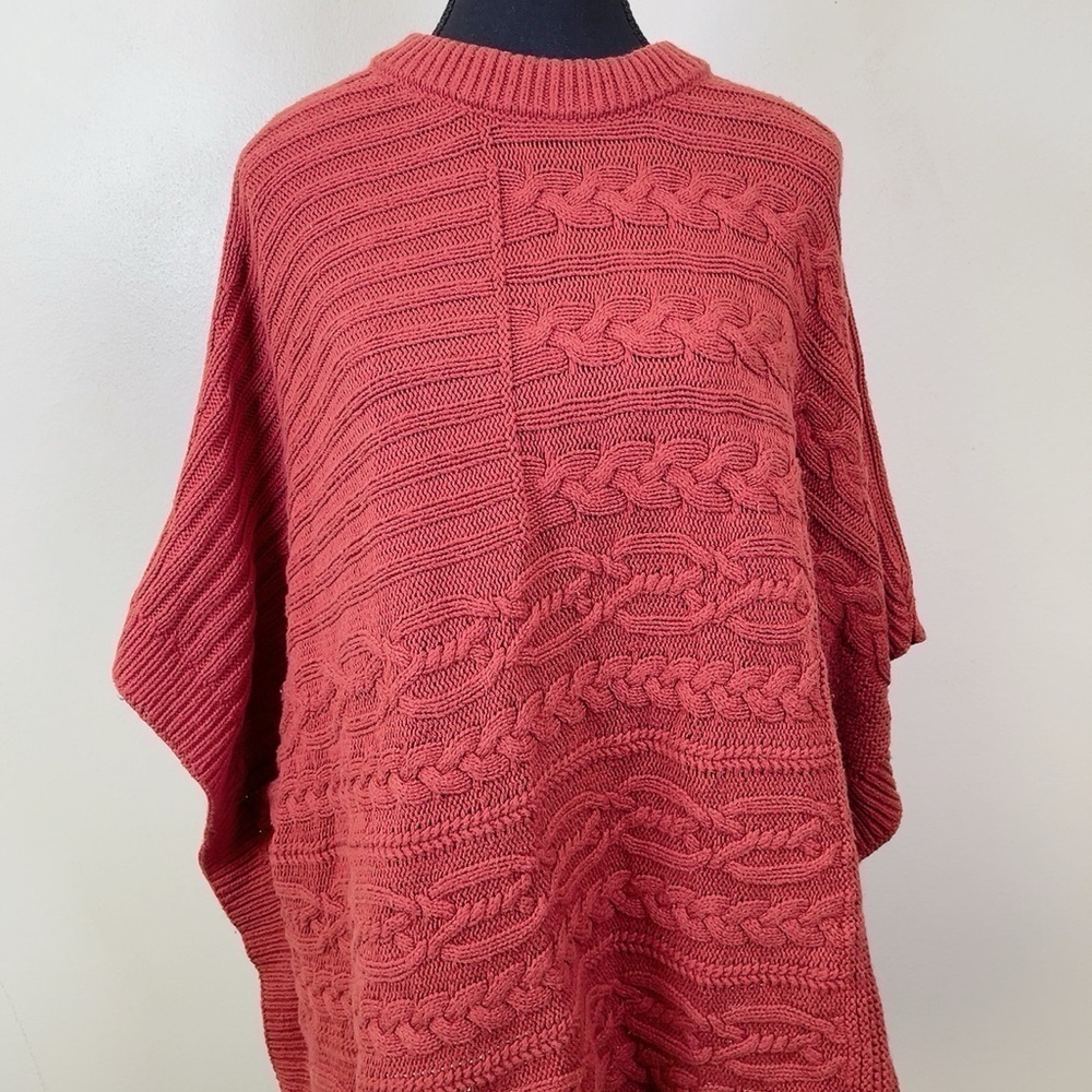 Abercrombie & Fitch Pumpkin Spice Orange Chunky Cable Knit Poncho Sweater - Picture 3 of 16
